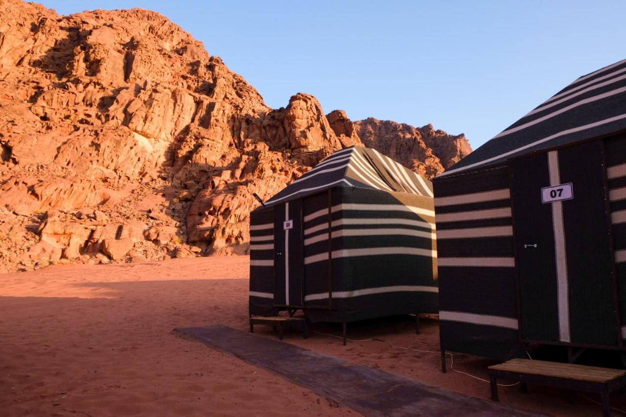 Wadi Rum Fig Tree Camp Bagian luar foto
